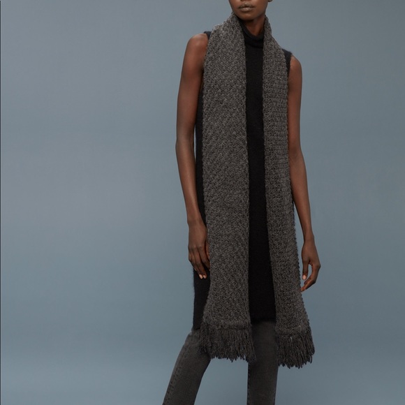 ❄️NWOT Wilfred free hand knit scarf❄️ - Picture 2 of 4